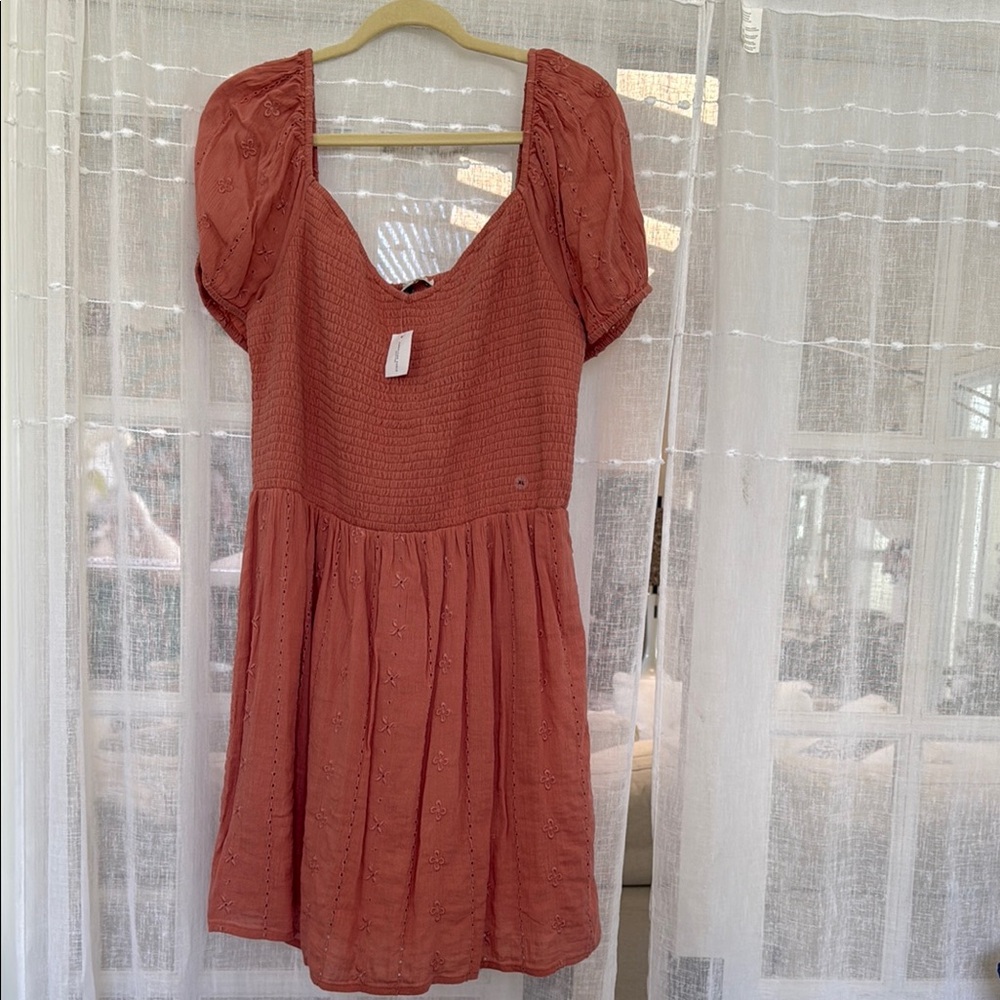 American Eagle Outfitters Pink and Orange Pleated Puff Sleeve Mini Dress